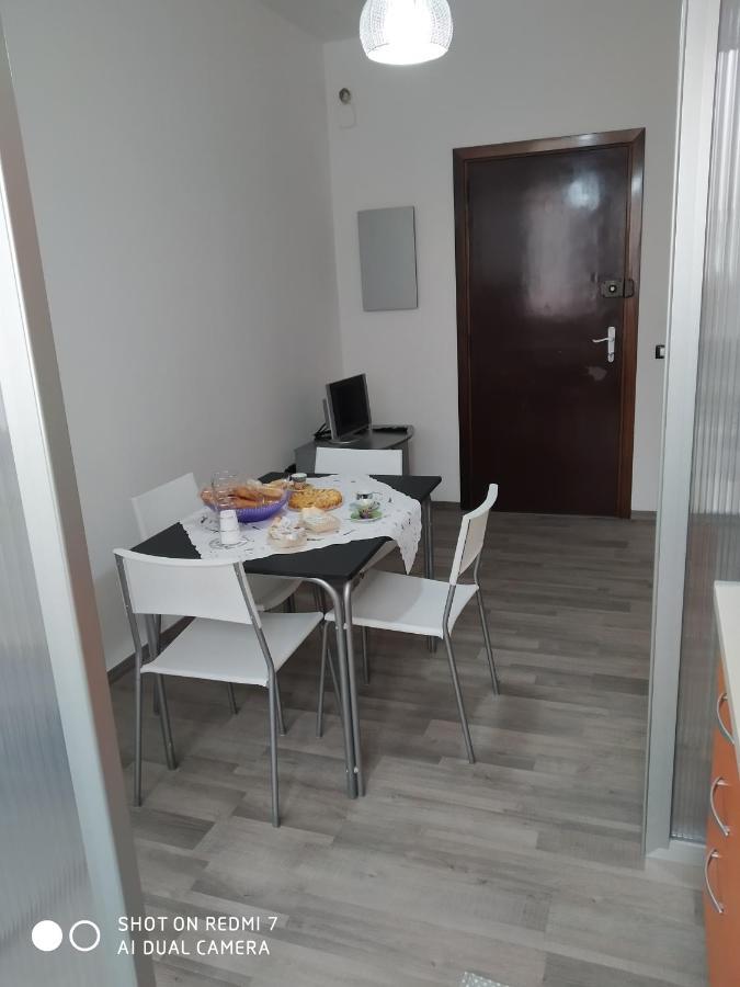 L'Angolo Xxiv Maggio Villa Lecce Exteriör bild